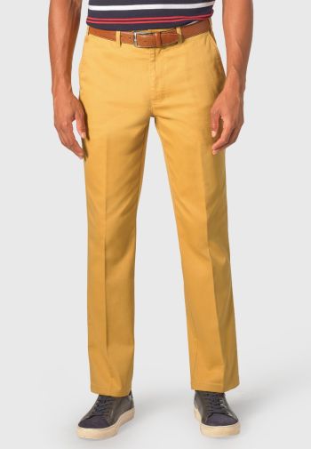 Regular and Tailored Fit Illingworth Corn Cotton Stretch Pants